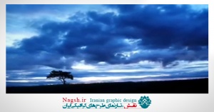 دانلود ویدئو کلیپ درخت تنها و حرکت ابرهای تیره در آسمان