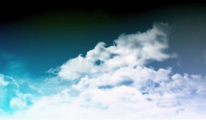 دانلود ویدئو کلیپ حرکت ابرهای زیبا در آسمان آبی